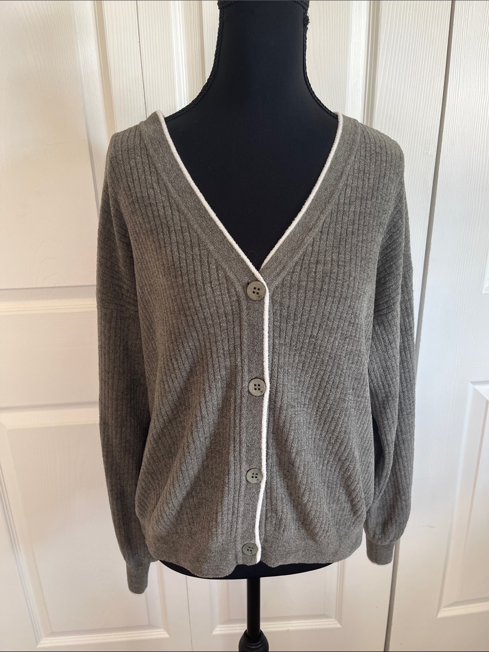 Barefoot Dreams Cozy Chic Ultra Lite Ribbed Cardigan V Neck Gray/Olive Green Sm
